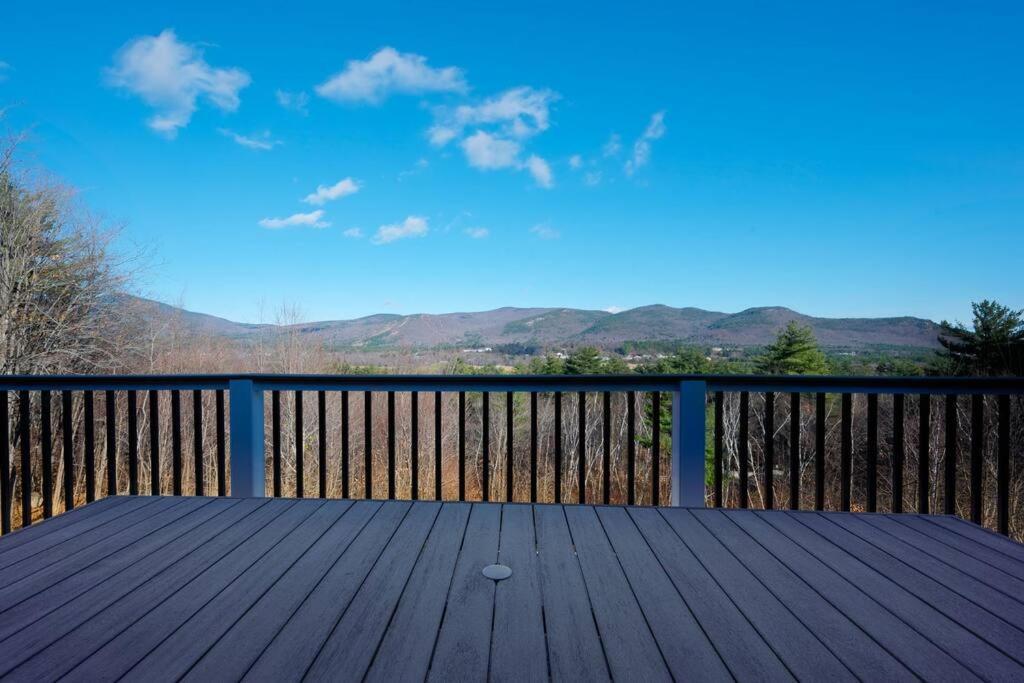 Views, Hot Tub, Sauna, Theatre Villa Conway Exterior photo