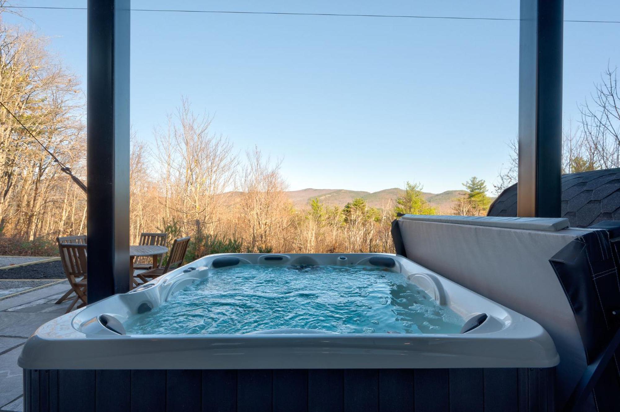 Views, Hot Tub, Sauna, Theatre Villa Conway Exterior photo